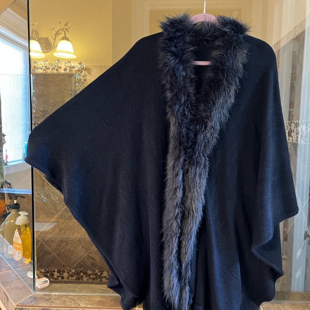 Navy blue fur wrap